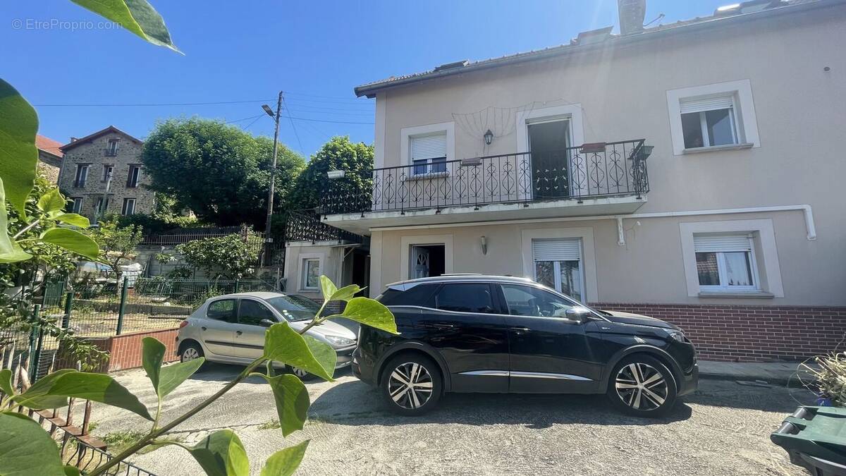 Maison à VILLENEUVE-SAINT-GEORGES