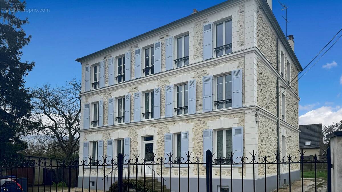 Appartement à VILLENEUVE-SAINT-GEORGES