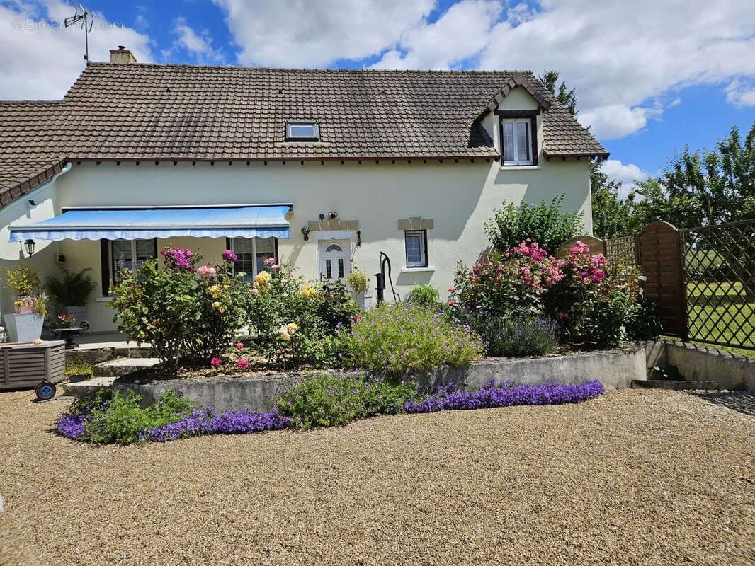 Maison à OUZOUER-LE-MARCHE