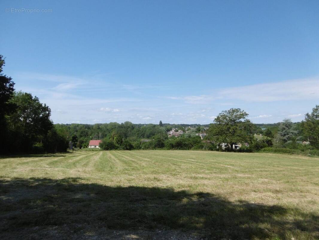 Terrain à LIGNIERES