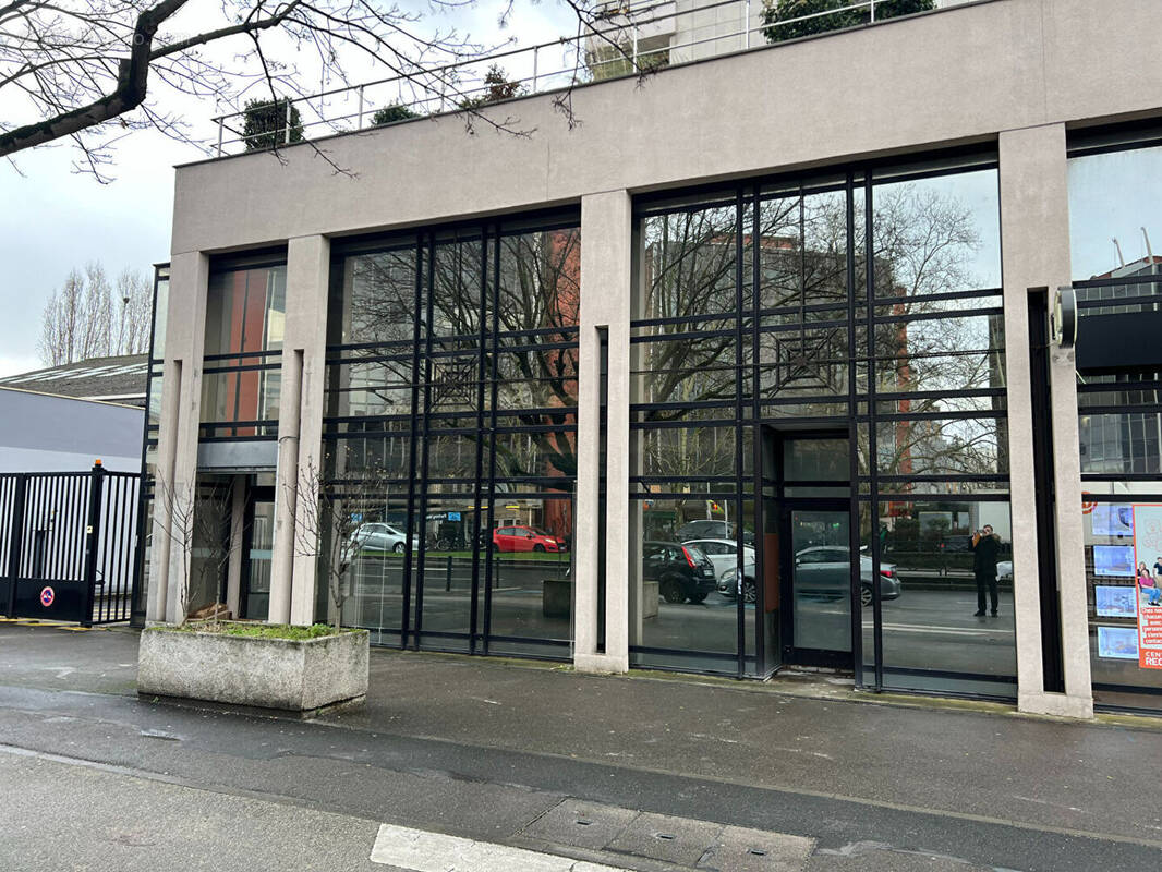 Commerce à MAISONS-ALFORT