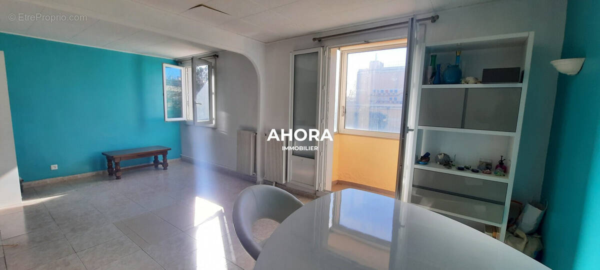 Appartement à MARSEILLE-10E