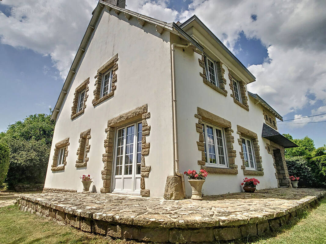 Maison à PLOZEVET