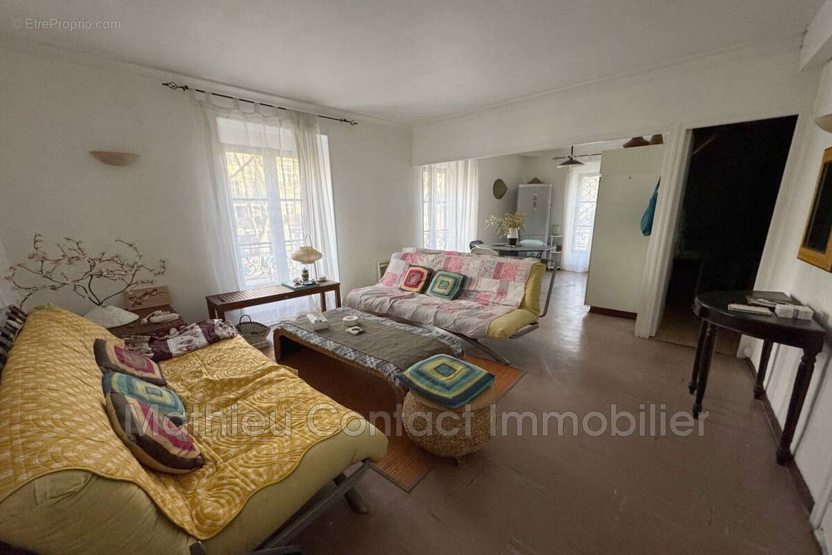 Appartement à NIMES