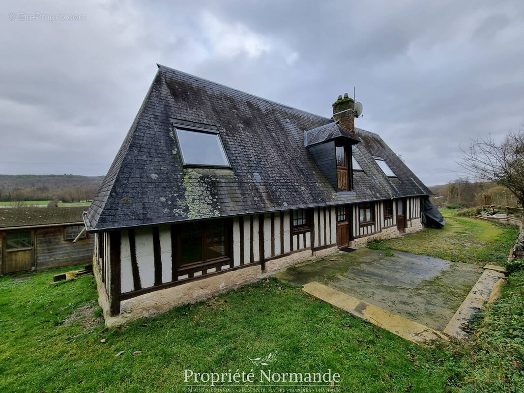 Maison à BERNAY