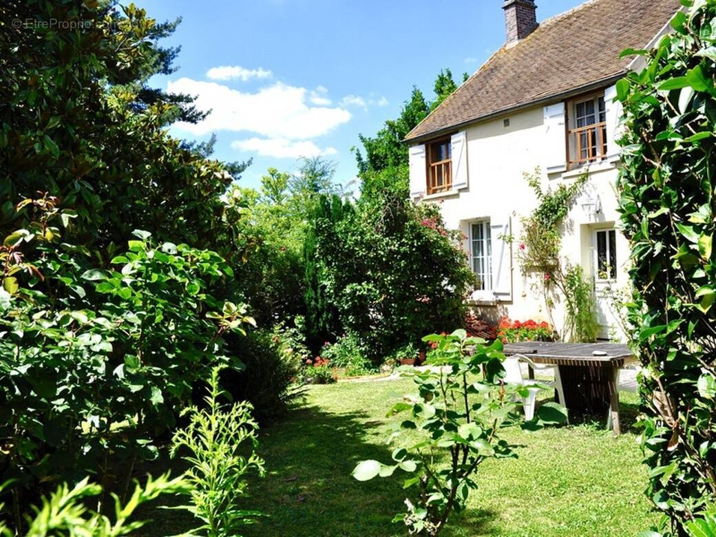 Maison à JOUARS-PONTCHARTRAIN