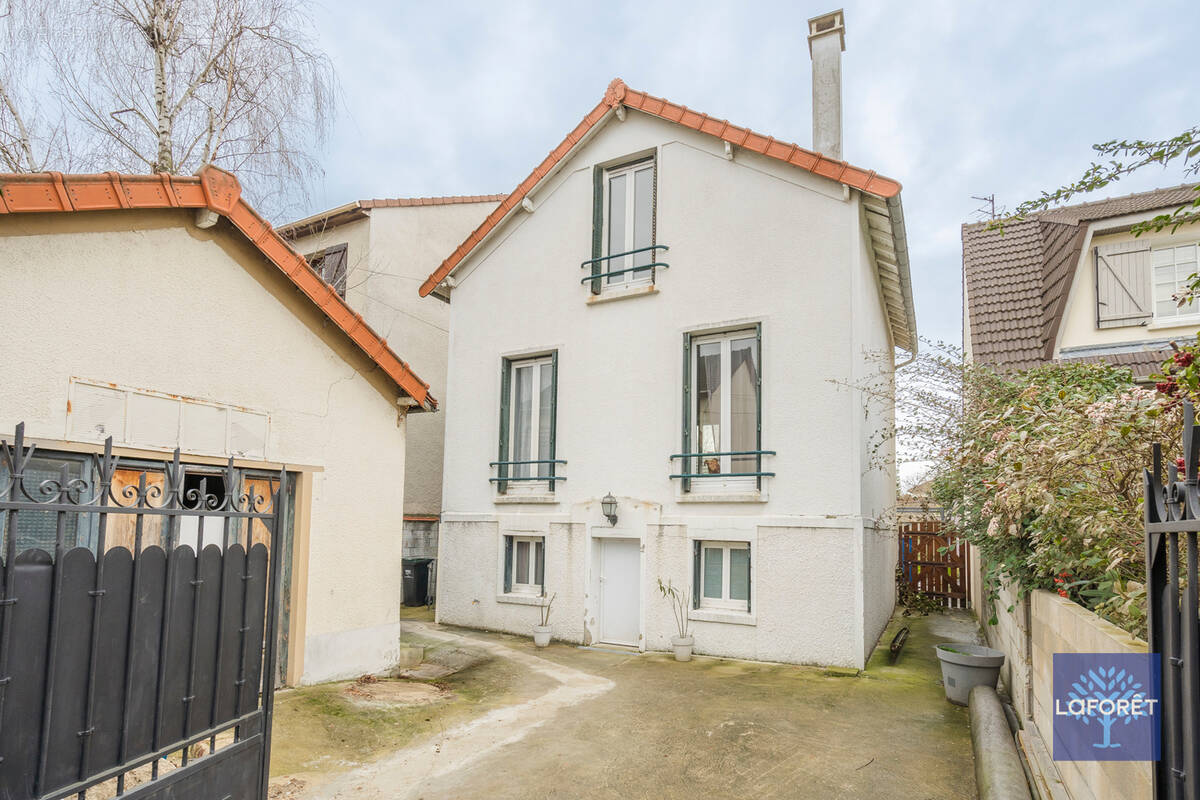 Maison à LES PAVILLONS-SOUS-BOIS