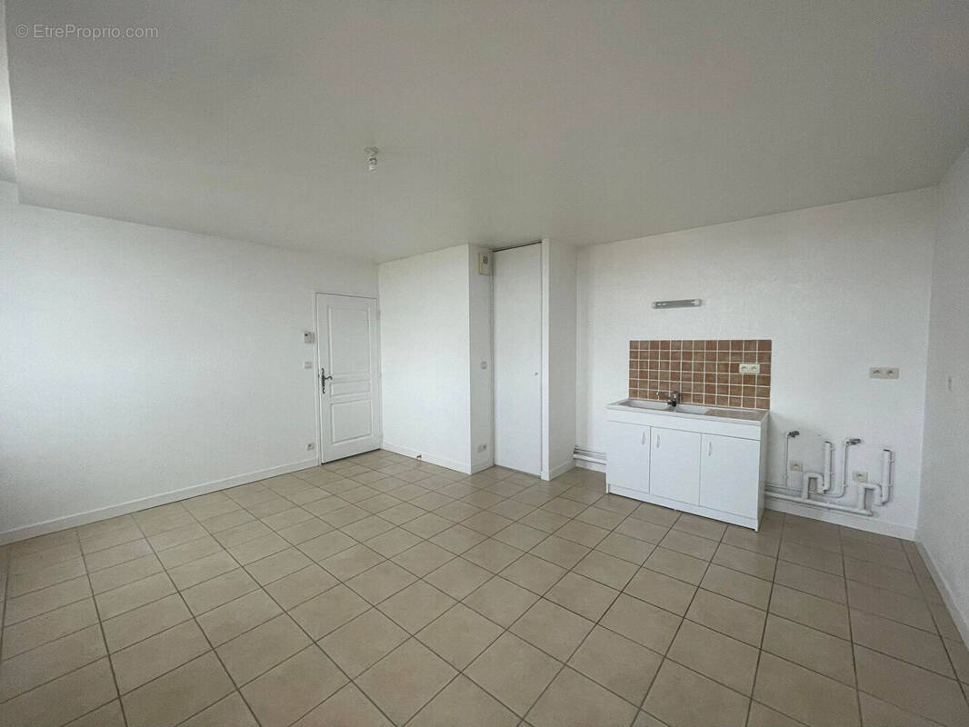 Appartement à COURCON