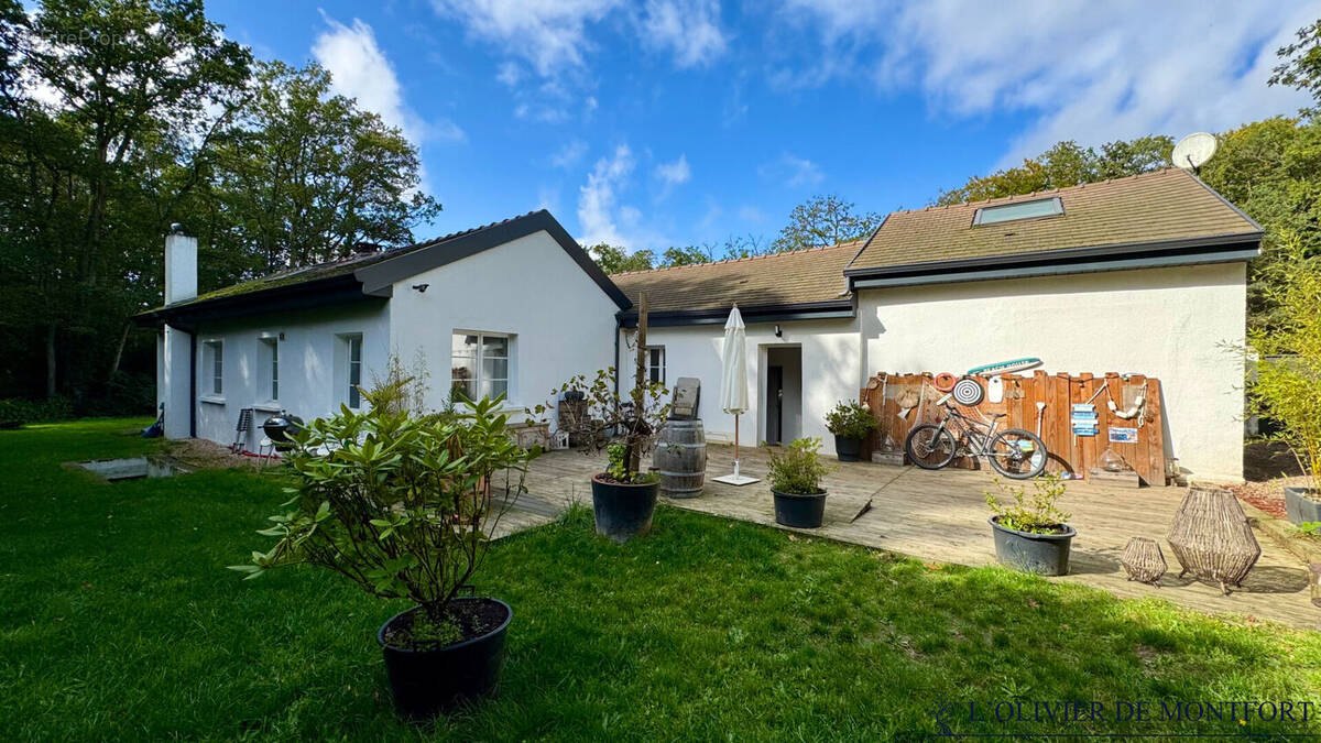 Maison à MONTFORT-L&#039;AMAURY