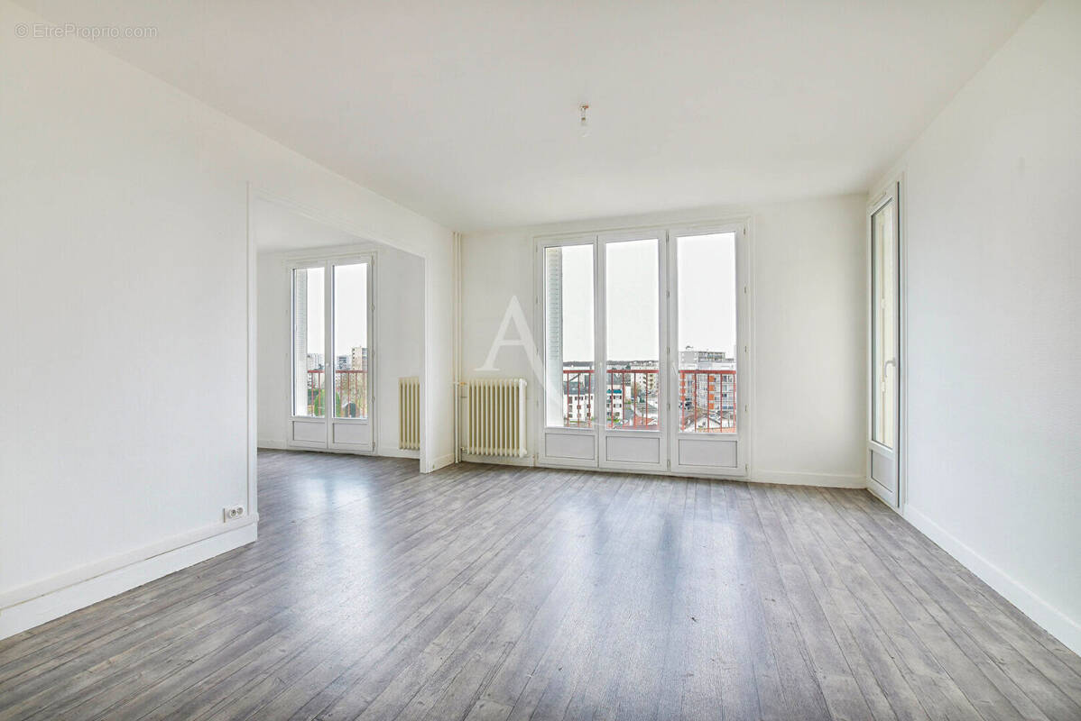 Appartement à MELUN