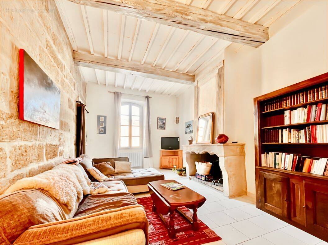 Appartement à UZES