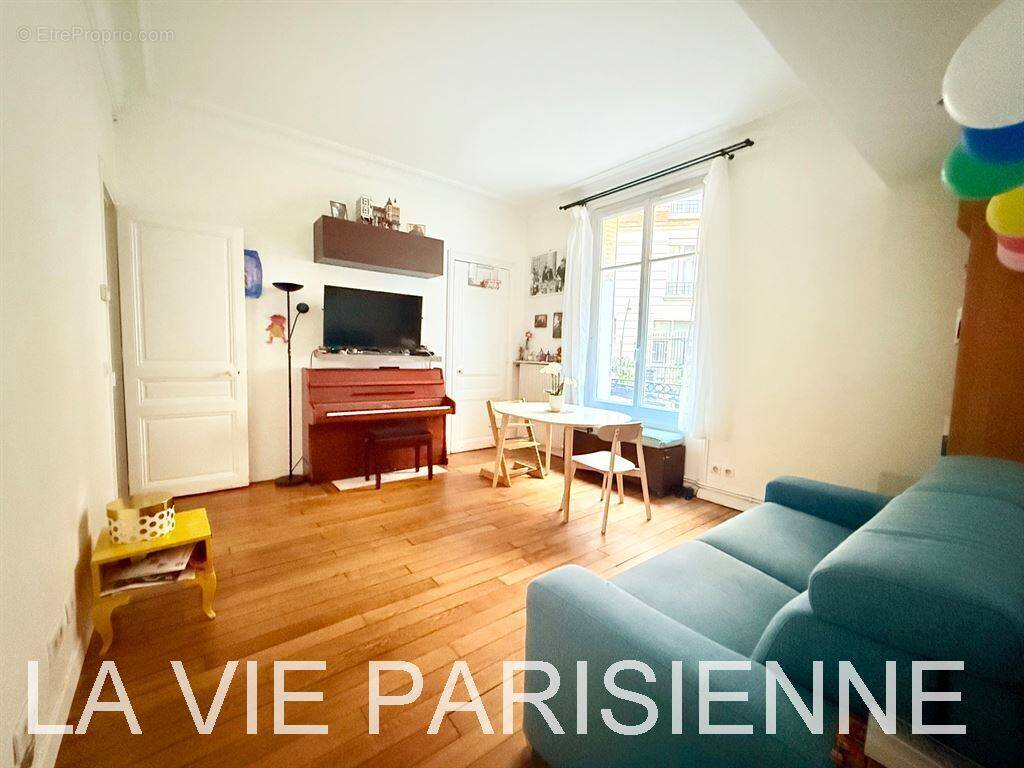 Appartement à PARIS-15E