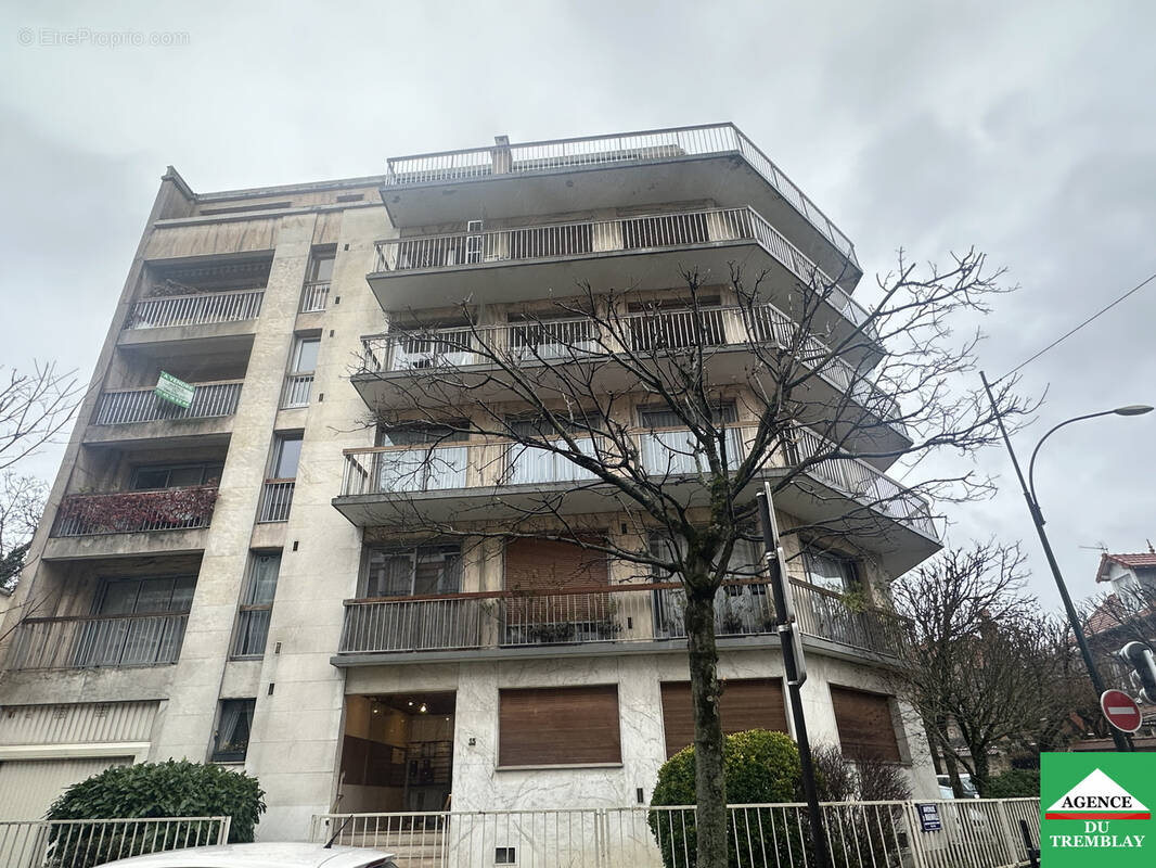 Appartement à SAINT-MAUR-DES-FOSSES