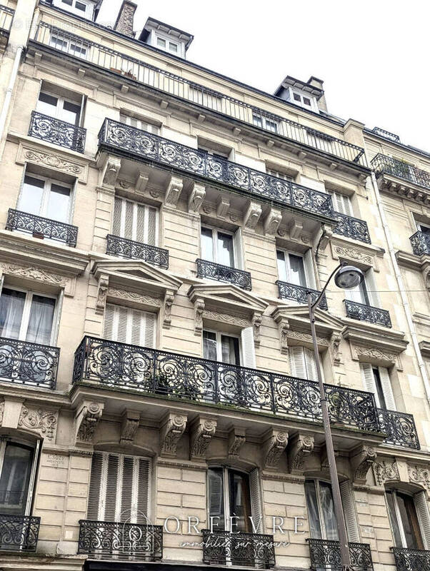 Appartement à PARIS-6E