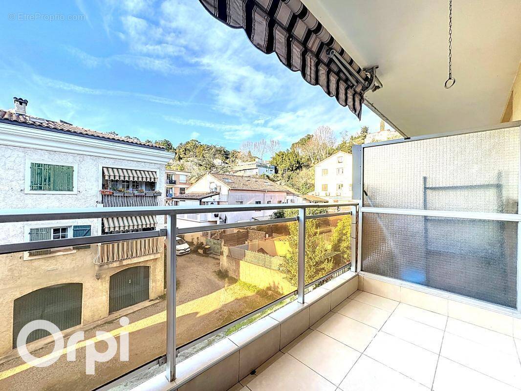 Appartement à VILLENEUVE-LOUBET