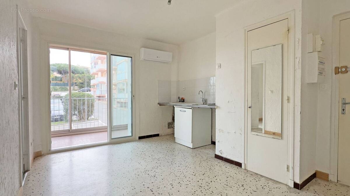 Appartement à HYERES