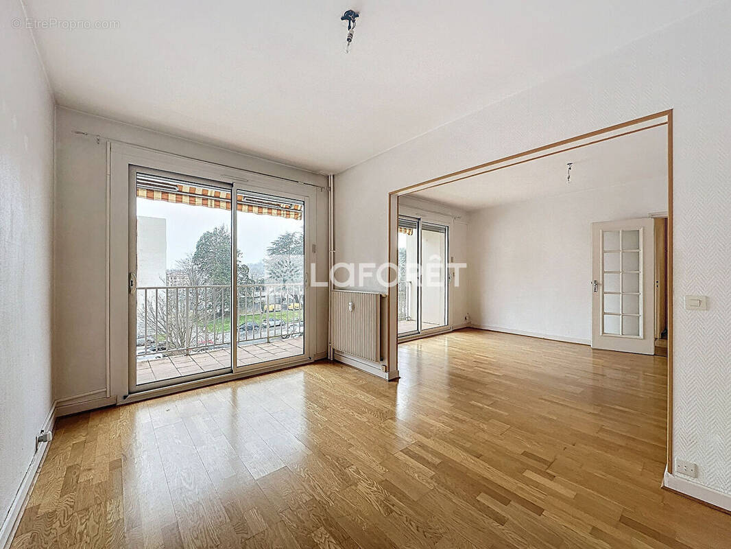 Appartement à CHATILLON-SUR-CHALARONNE