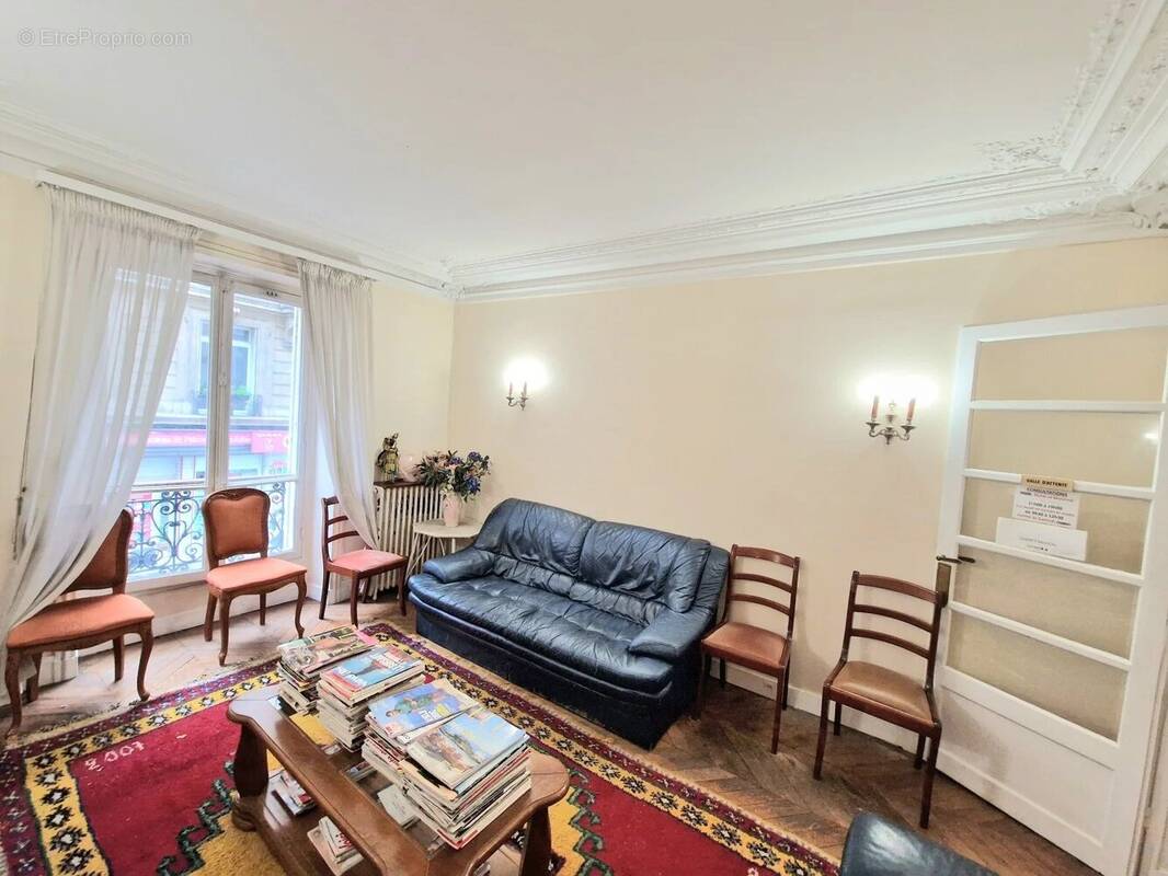 Appartement à PARIS-10E