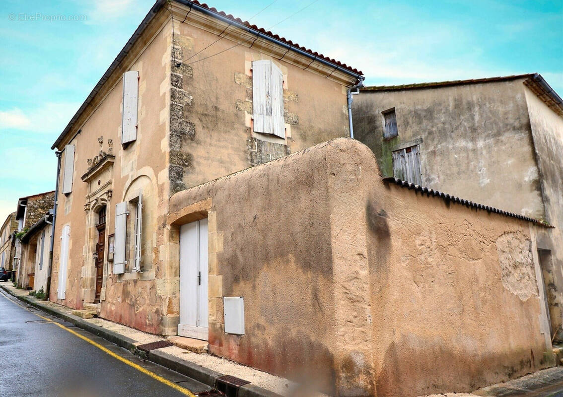 Maison à BLAYE