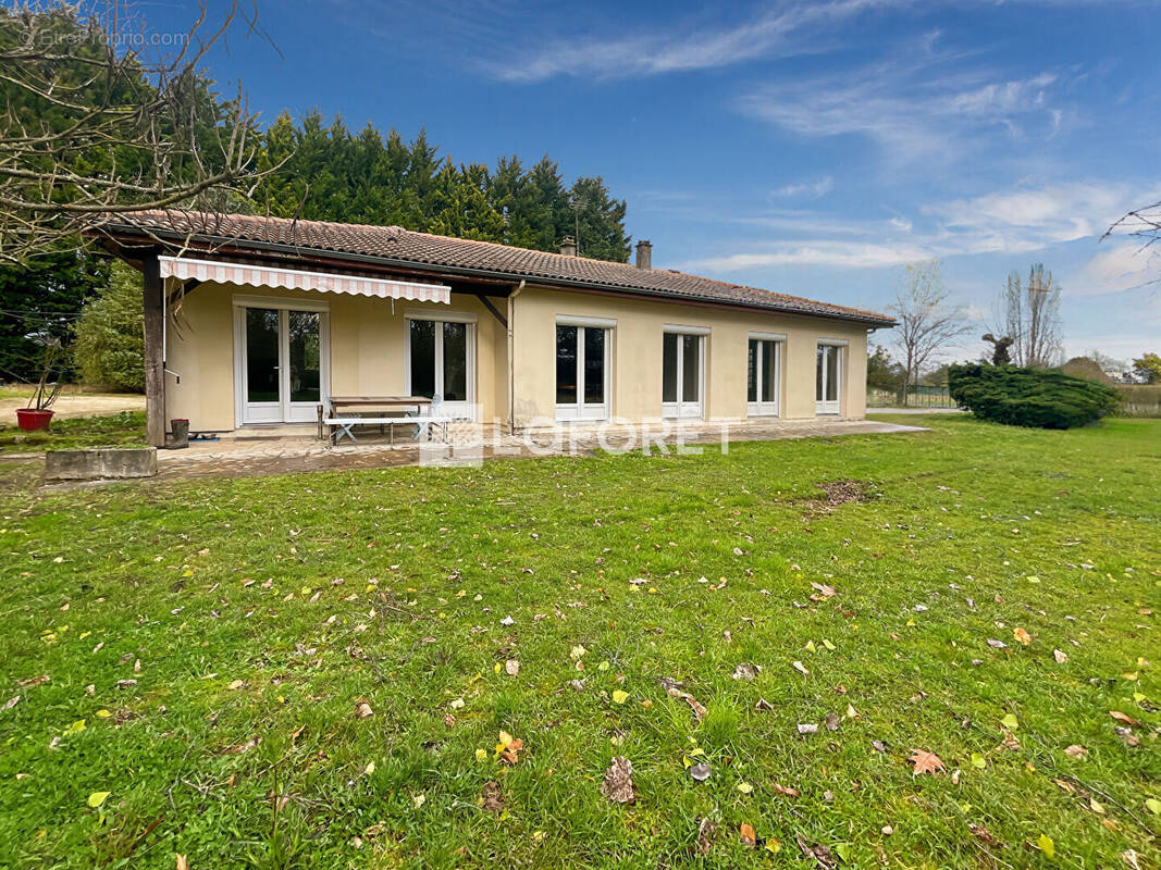 Maison à SAINT-CIERS-D&#039;ABZAC