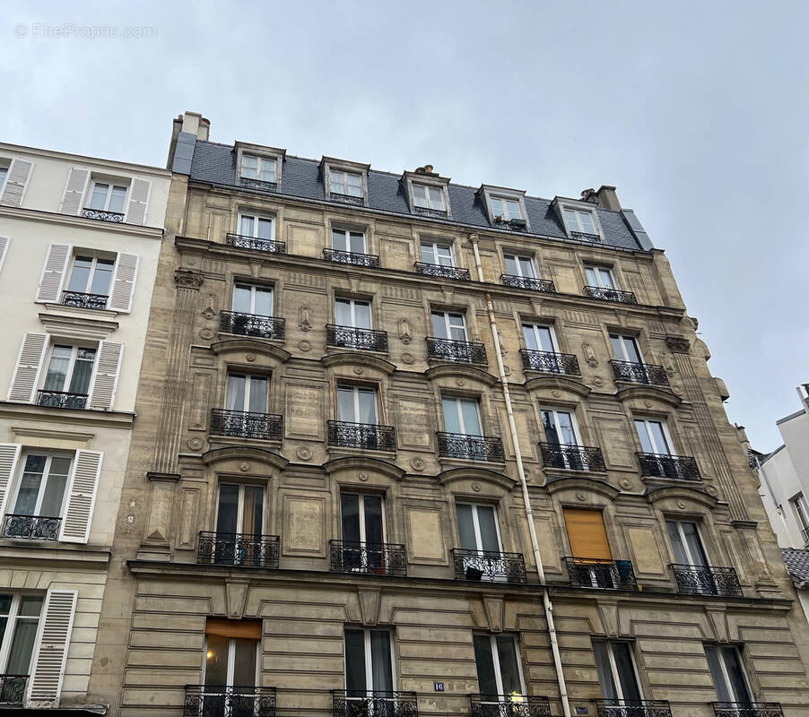 Appartement à PARIS-12E