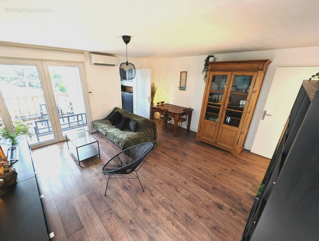 Appartement à FREJUS