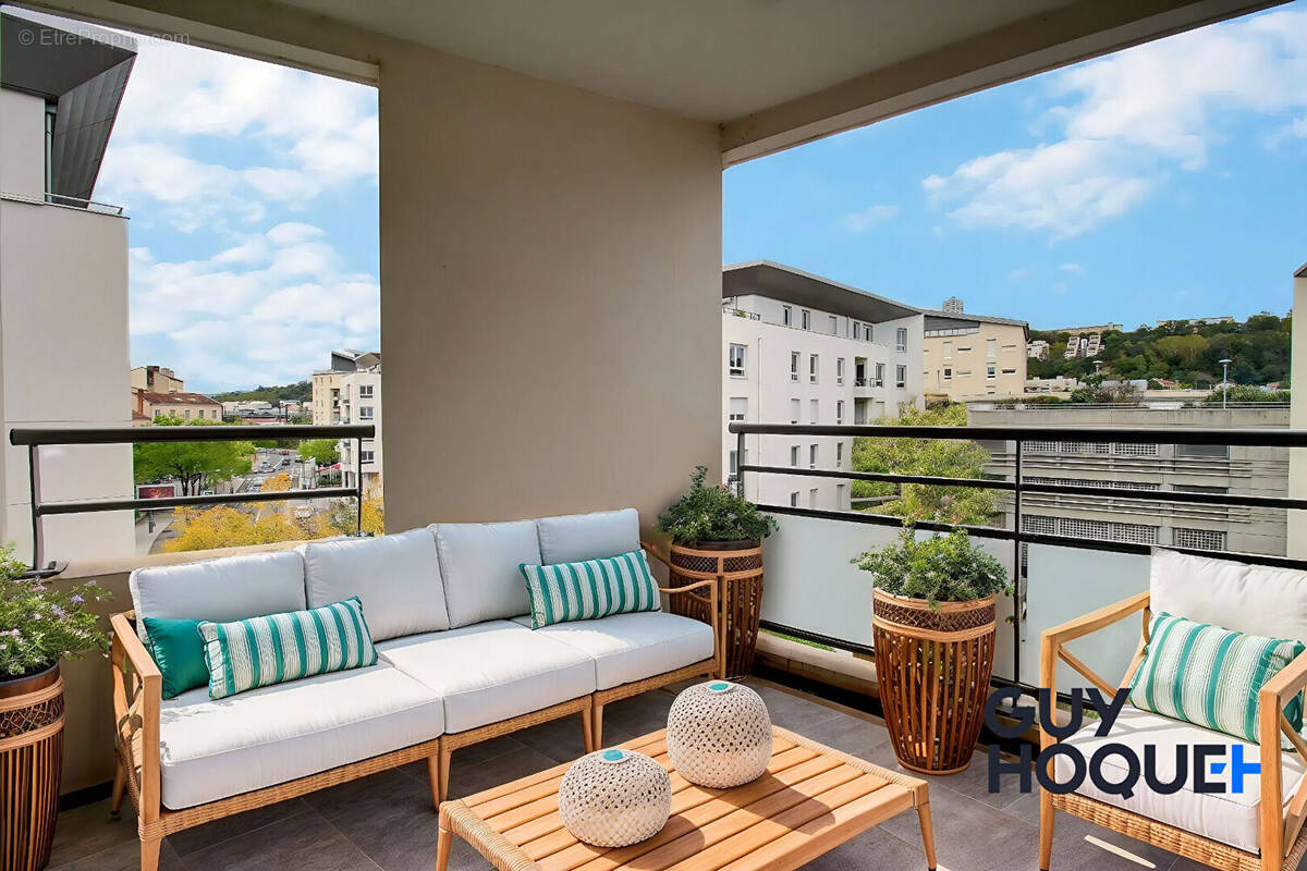 Appartement à LYON-9E