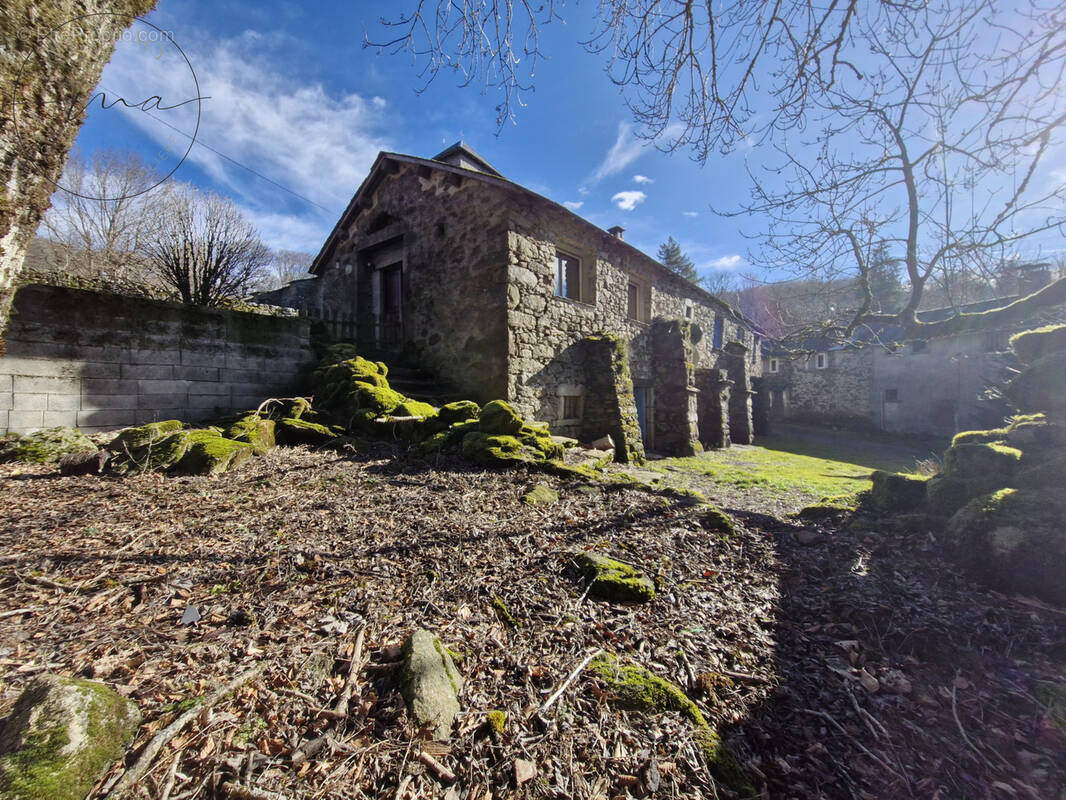 Maison à FRAISSE-SUR-AGOUT