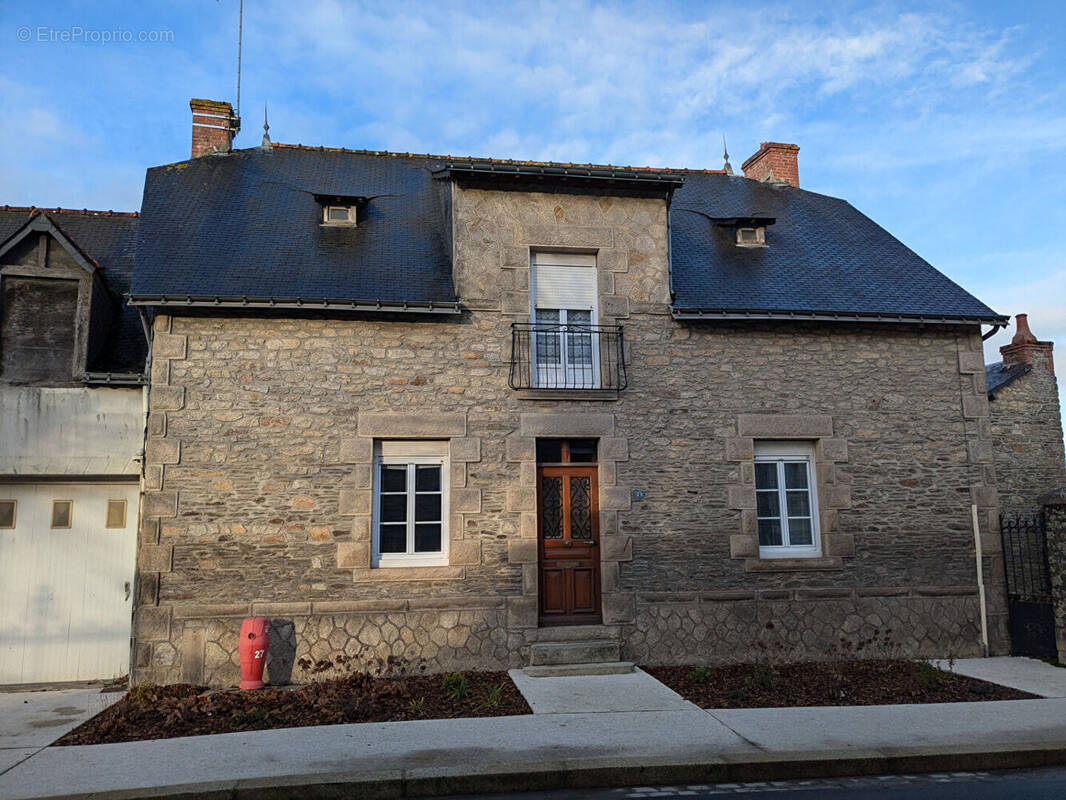 Maison à JOSSELIN