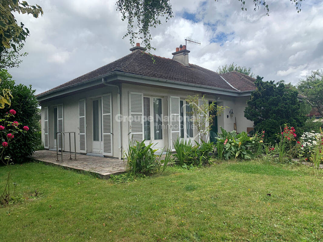 Maison à VILLERS-COTTERETS