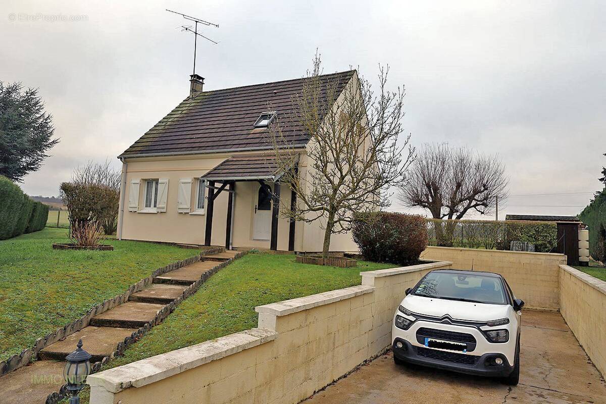 Maison à CAUVIGNY