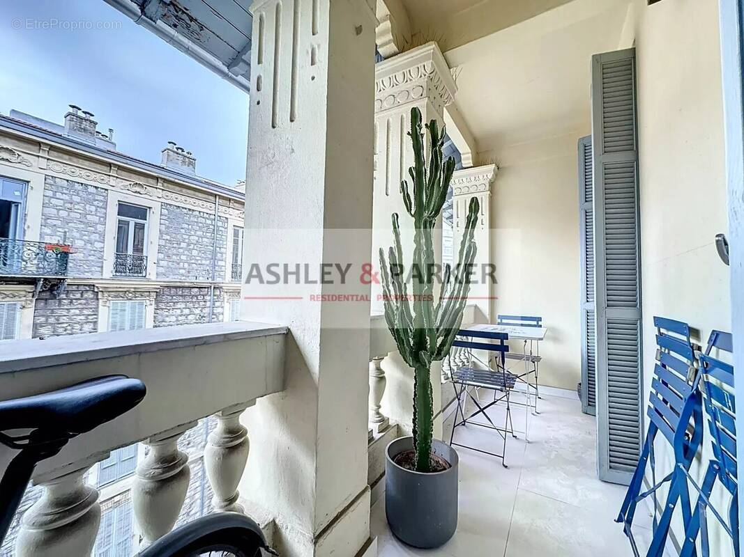 Appartement à NICE