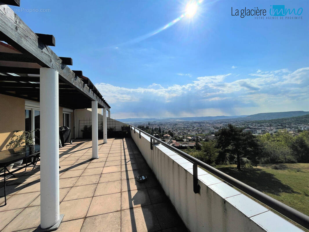 Appartement à CHAMALIERES