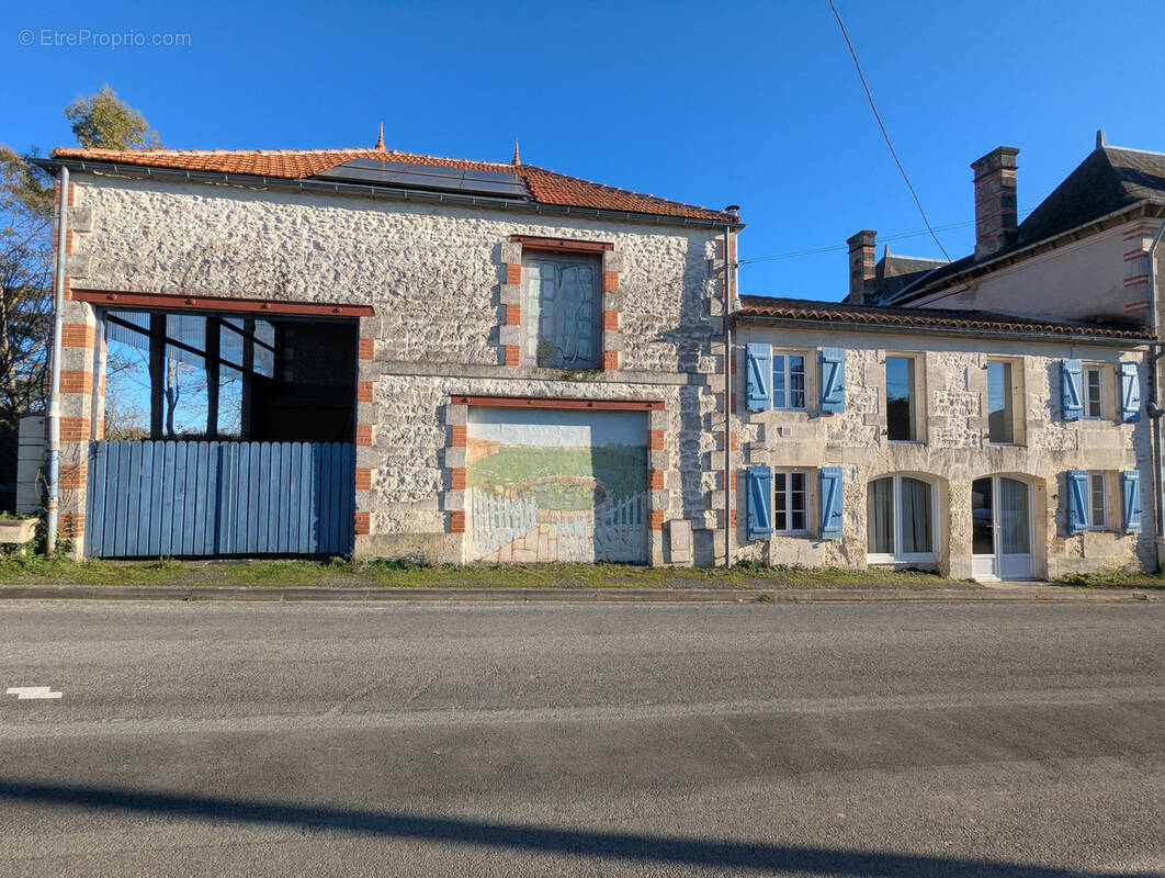 Maison à CHANIERS