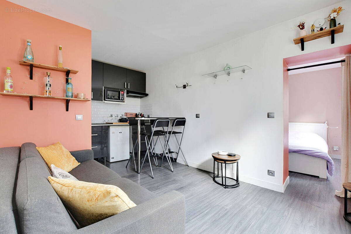 Appartement à PARIS-10E