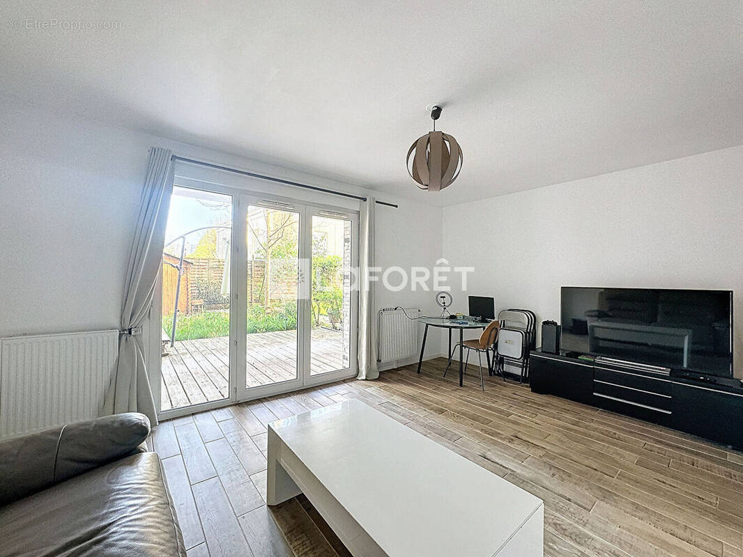 Appartement à LIMEIL-BREVANNES