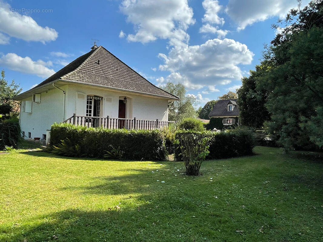 Maison à LONS