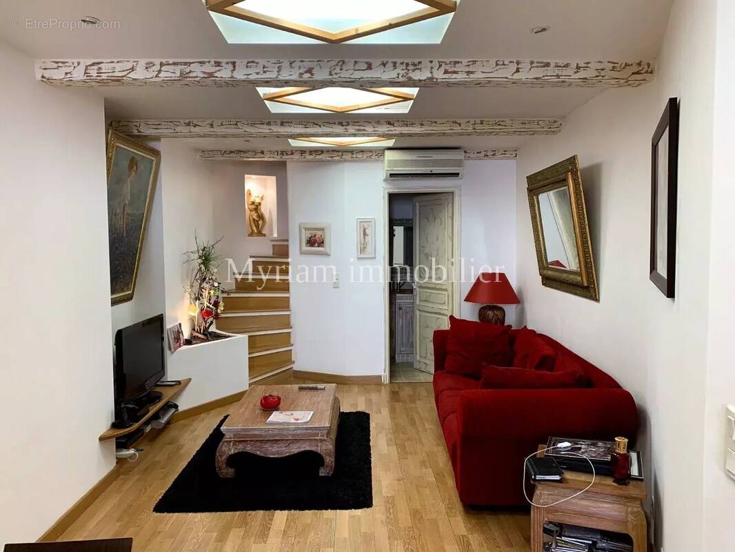 Appartement à FAYENCE