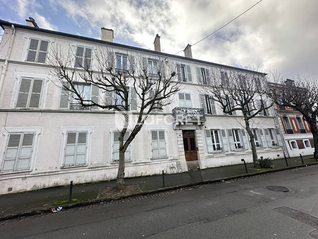 Appartement à LE RAINCY