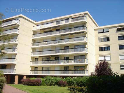 Appartement à RUEIL-MALMAISON