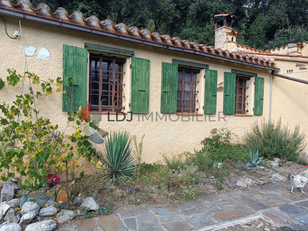 Maison à MONTFERRER