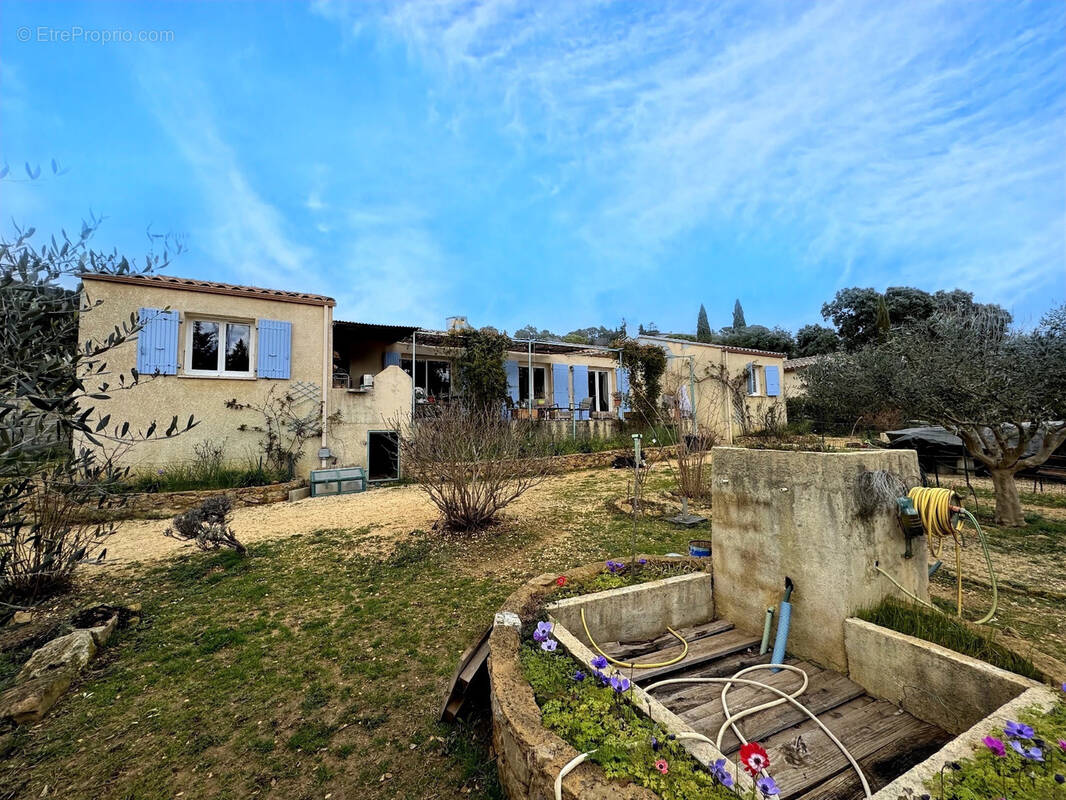 Maison à UZES