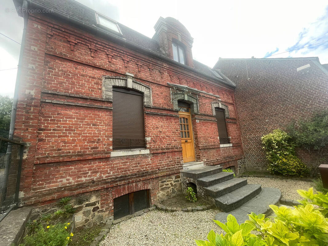 Maison à HIRSON