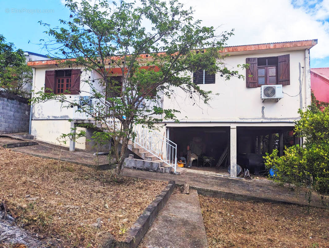 Maison à PORT-LOUIS