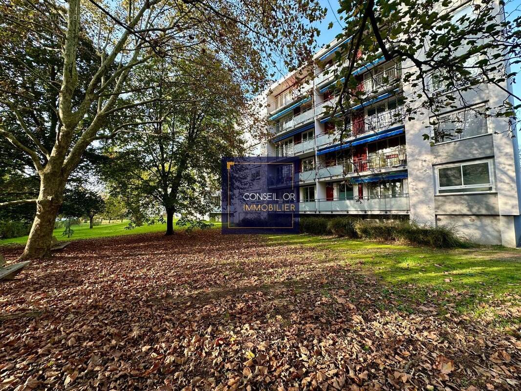 Appartement à SAINTE-FOY-LES-LYON