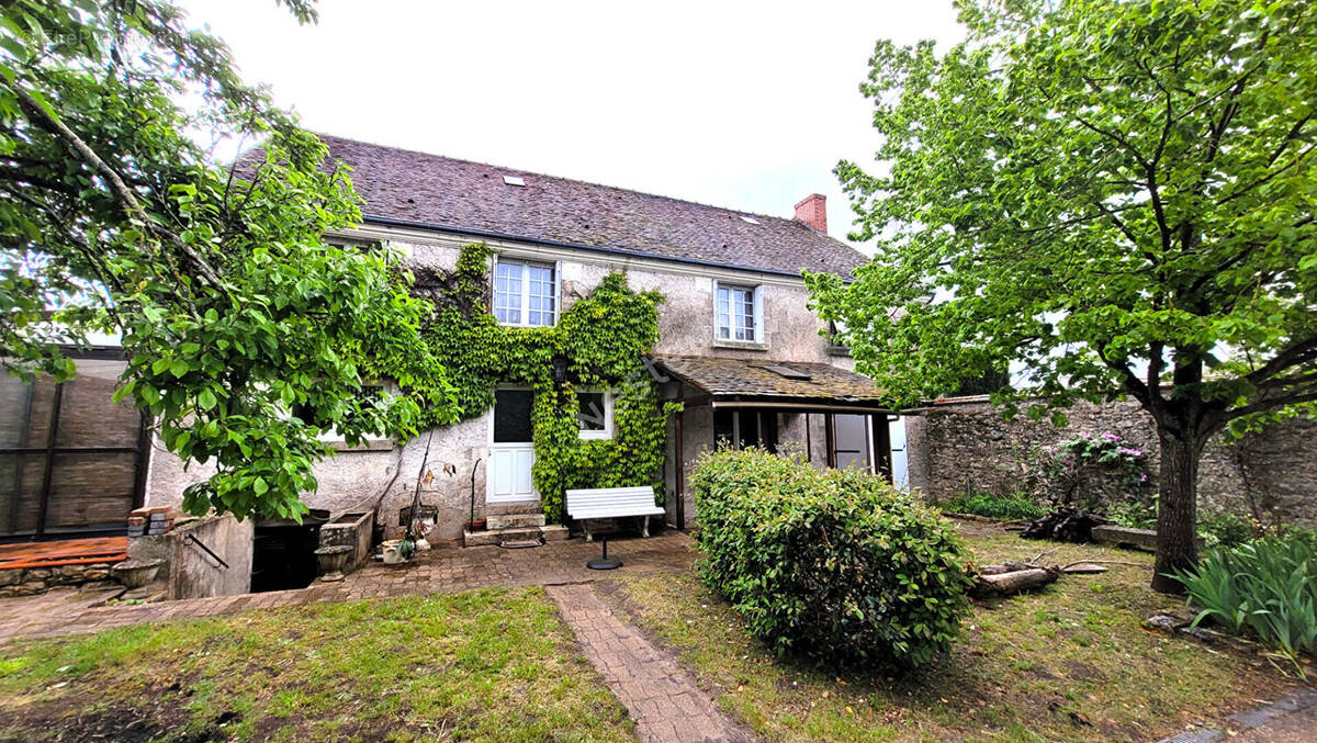 Maison à VINEUIL