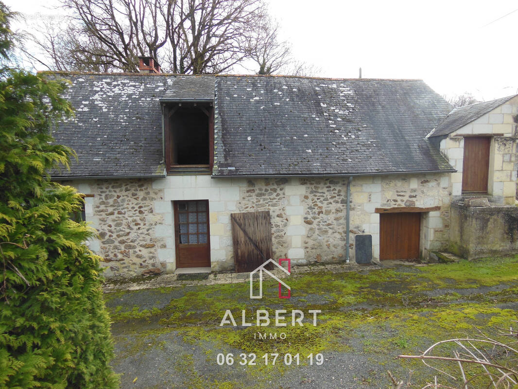 Maison à GENNES