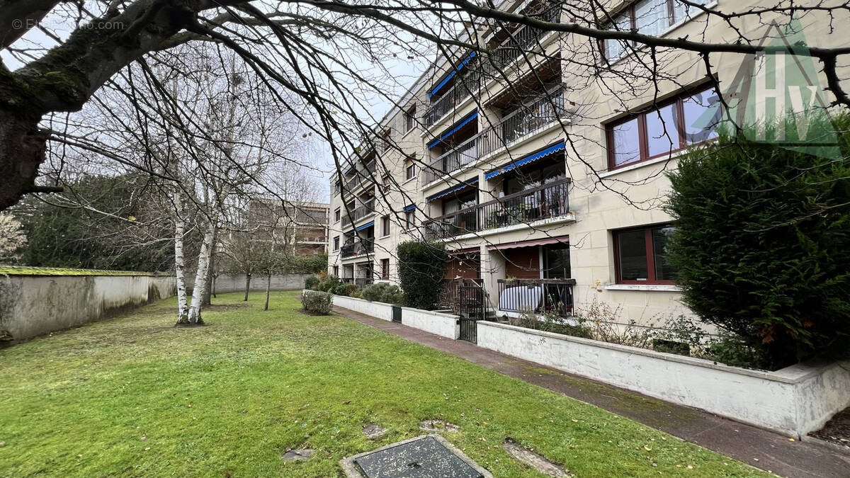 Appartement à FONTAINEBLEAU