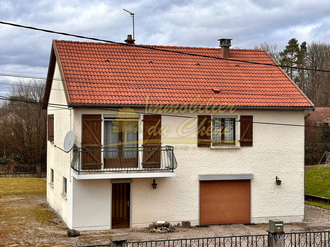 Maison à FOUGEROLLES