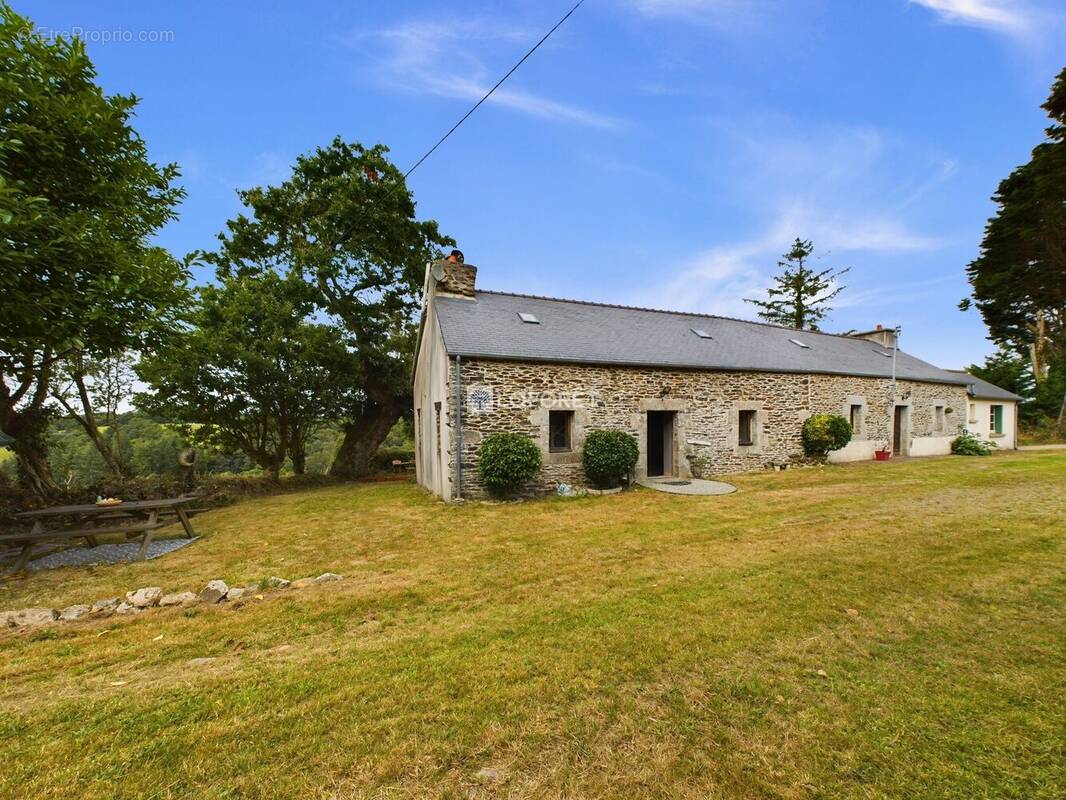 Maison à PLONEVEZ-DU-FAOU